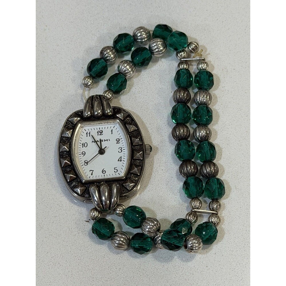 Narmi Women’s Silver Tone Green Beaded Stretch Bracelet Watch Fresh Battery